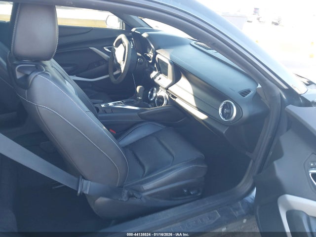 2019 CHEVROLET CAMARO 1G1FC1RSXK0135655 Photo 4