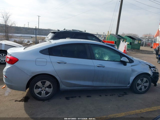 1G1BC5SM1H7137926 Chevrolet Cruze Ls Auto