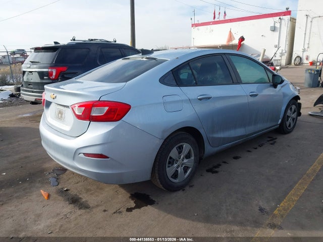 1G1BC5SM1H7137926 Chevrolet Cruze Ls Auto