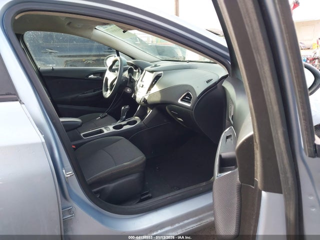 1G1BC5SM1H7137926 Chevrolet Cruze Ls Auto