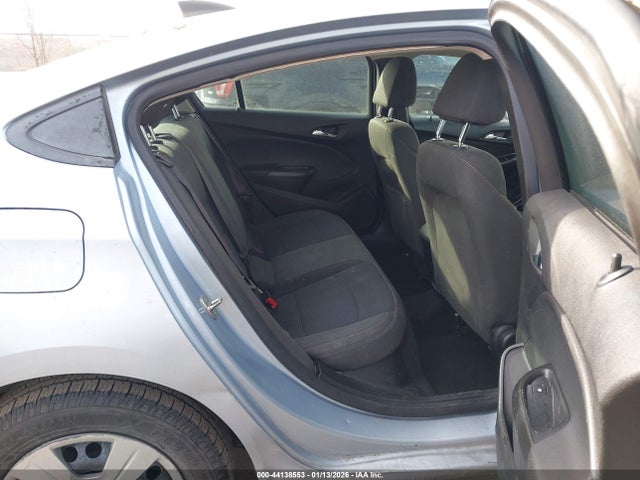 1G1BC5SM1H7137926 Chevrolet Cruze Ls Auto