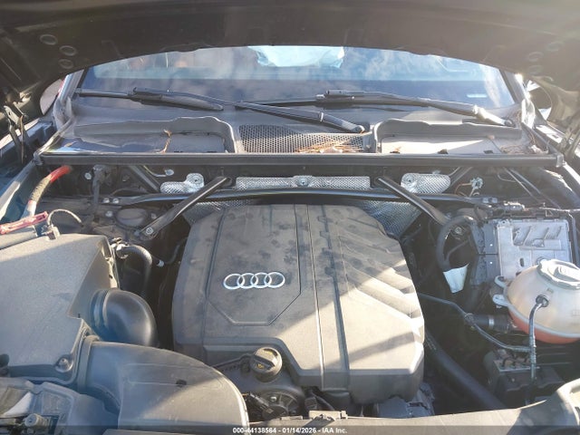 2021 Audi Q5 Premium 45 Tfsi Quattro S Tronic მანქანა იყიდება აუქციონზე, vin: WA1AAAFY2M2058152, აუქციონის ნომერი: 44138564