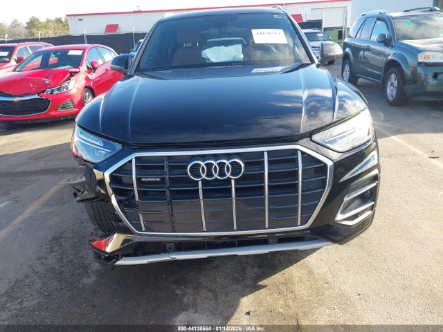 2021 Audi Q5 Premium 45 Tfsi Quattro S Tronic მანქანა იყიდება აუქციონზე, vin: WA1AAAFY2M2058152, აუქციონის ნომერი: 44138564
