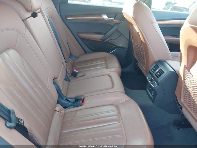 2021 Audi Q5 Premium 45 Tfsi Quattro S Tronic მანქანა იყიდება აუქციონზე, vin: WA1AAAFY2M2058152, აუქციონის ნომერი: 44138564