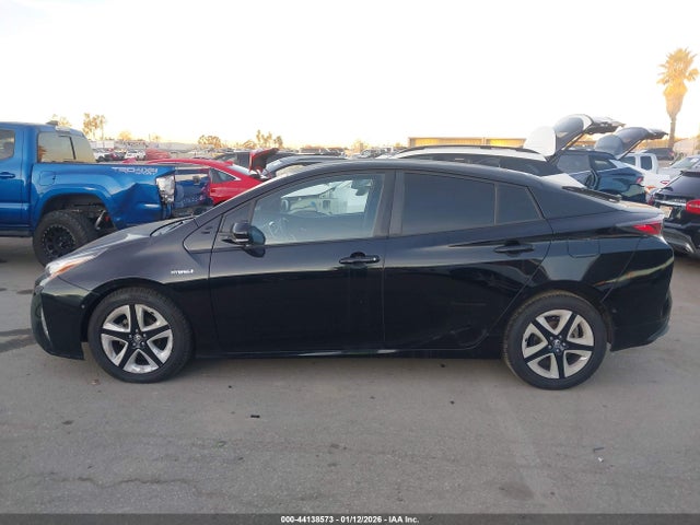JTDKARFU9G3018395 Toyota Prius Four Touring