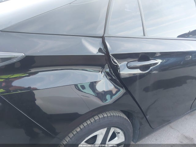 JTDKARFU9G3018395 Toyota Prius Four Touring