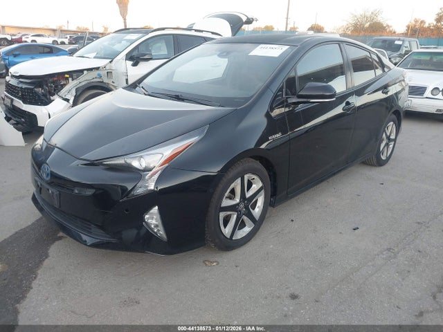 JTDKARFU9G3018395 Toyota Prius Four Touring