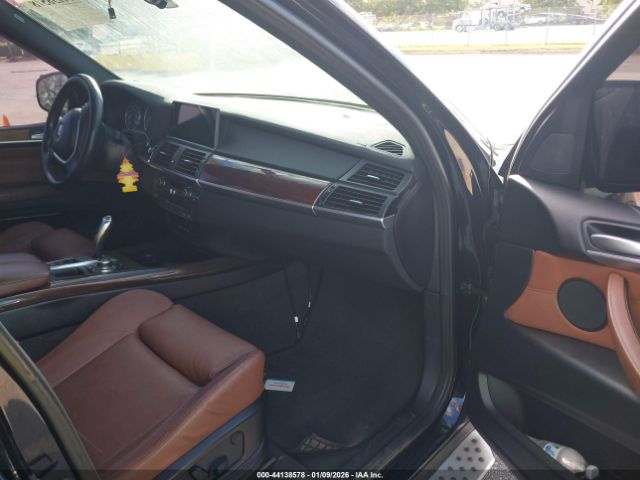 2011 BMW X5 5UXZV4C58BL414330 Photo 4