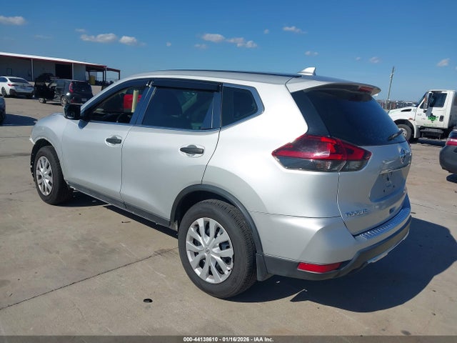 2020 NISSAN ROGUE 5N1AT2MT5LC795637 Photo 2