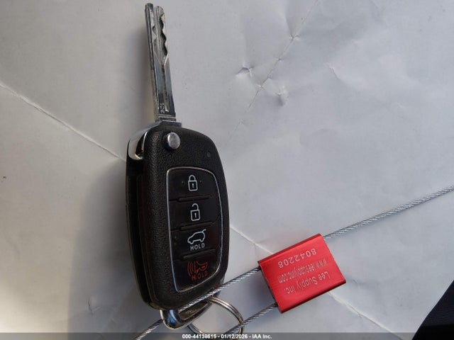 KM8J33A45HU395730 Hyundai TUCSON SE