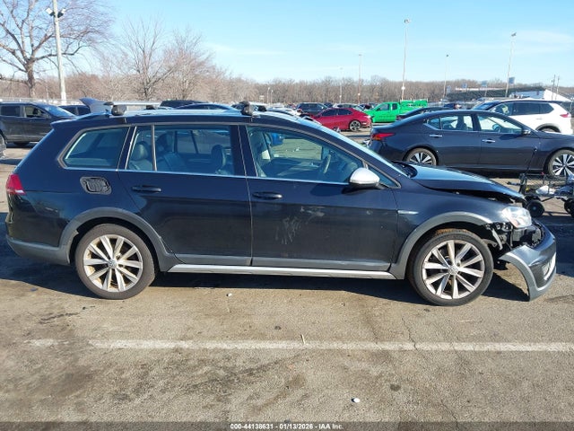 Продажа на аукционе авто 2017 Volkswagen Golf Alltrack Tsi S/tsi Se/tsi Sel, vin: 3VWH17AU8HM529874, номер лота: 44138631