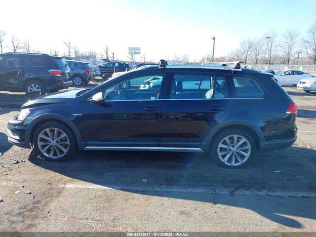 Продажа на аукционе авто 2017 Volkswagen Golf Alltrack Tsi S/tsi Se/tsi Sel, vin: 3VWH17AU8HM529874, номер лота: 44138631