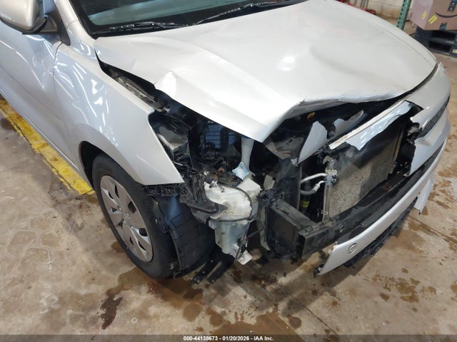 3KPA24AB9KE179574 KIA RIO S