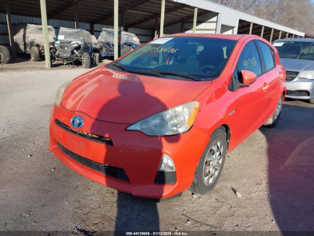 2012 TOYOTA PRIUS C JTDKDTB30C1022424 Photo 1