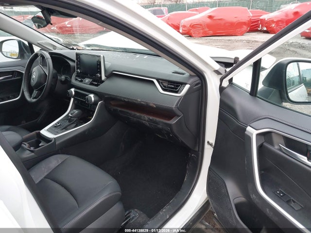 2T3N1RFV7MW207691 Toyota Rav4 Limited