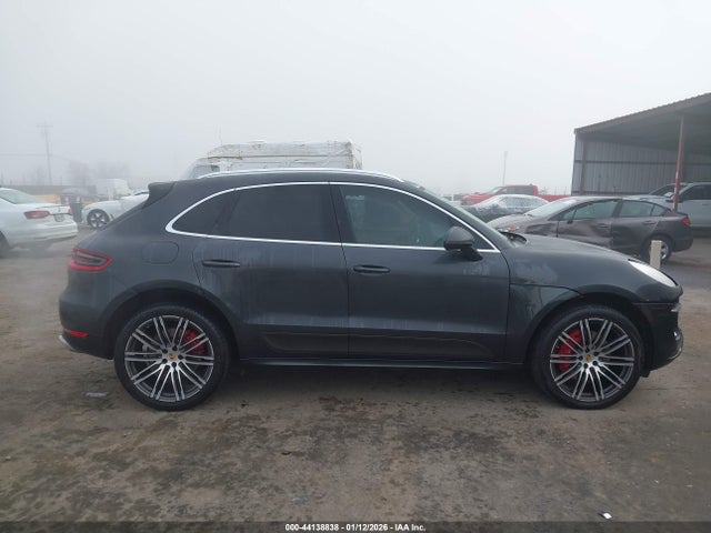Porsche Macan Turbo 2017 WP1AF2A50HLB61921 Image 13