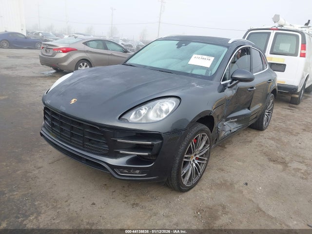 2017 PORSCHE MACAN WP1AF2A50HLB61921 Photo 1