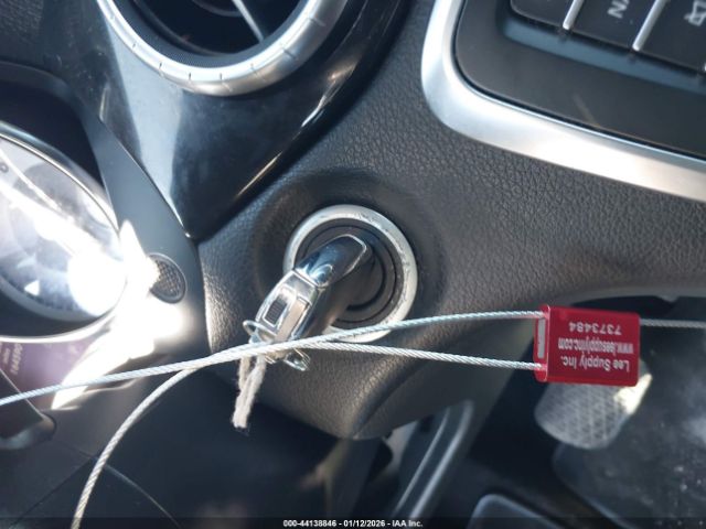 2015 MERCEDES-BENZ CLA 250 WDDSJ4EB4FN207869 Photo 10