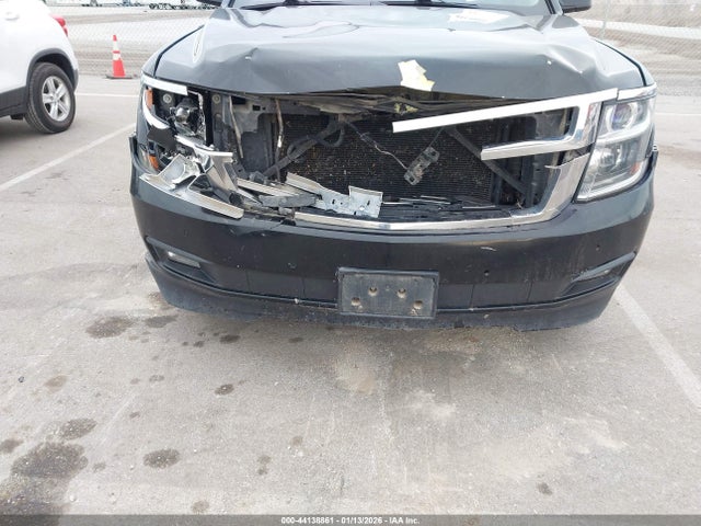 1GNSKJKC9FR669864 Chevrolet Suburban 1500 Lt