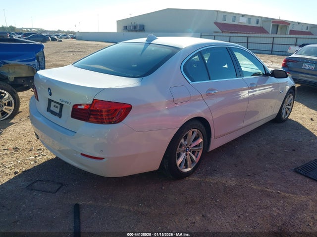 2016 BMW 528I WBA5A5C59GG349695 Photo 3