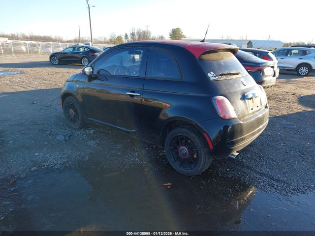 2015 FIAT 500 3C3CFFAR8FT661321 Photo 2