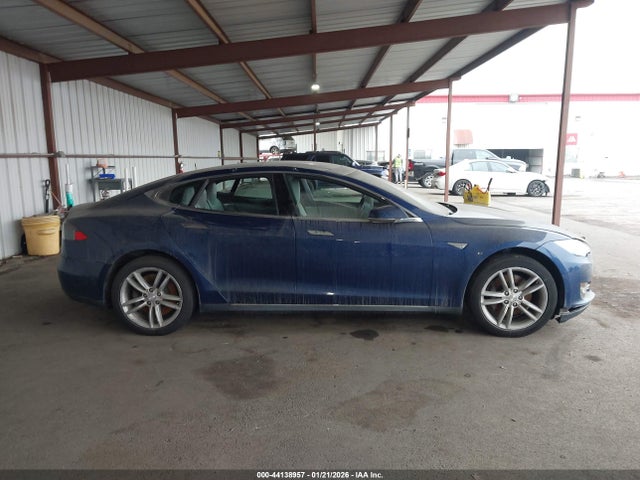 Tesla Model S 60/70/75/85 2016 5YJSA1E14GF129397 Image 13