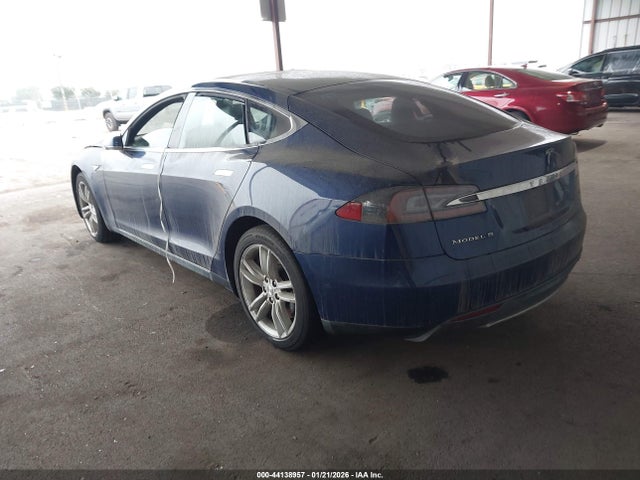 2016 TESLA MODEL S 5YJSA1E14GF129397 Photo 2