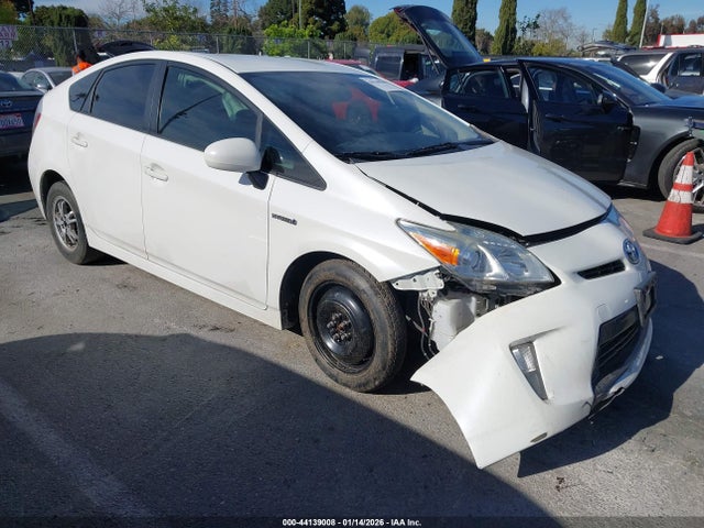 Toyota Prius Four 2014 JTDKN3DU9E1745453 головне зображення