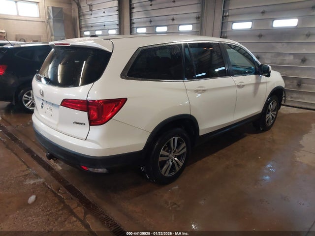 2016 HONDA PILOT 5FNYF6H58GB011666 Photo 3