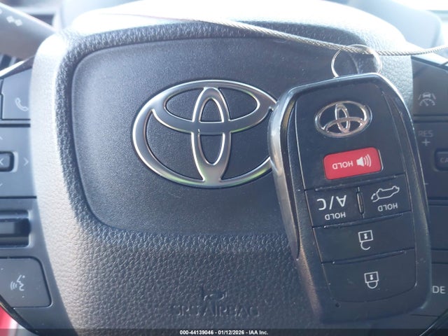 Toyota BZ4X XLE 2024 JTMAAAAAXRA052970 Image 11