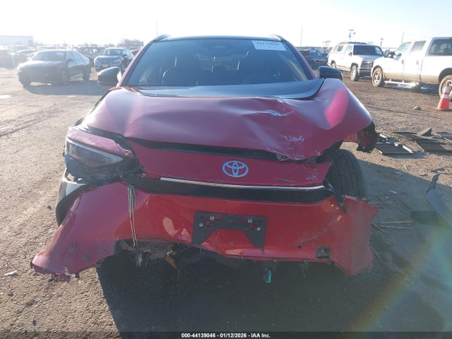 Toyota BZ4X XLE 2024 JTMAAAAAXRA052970 Image 13