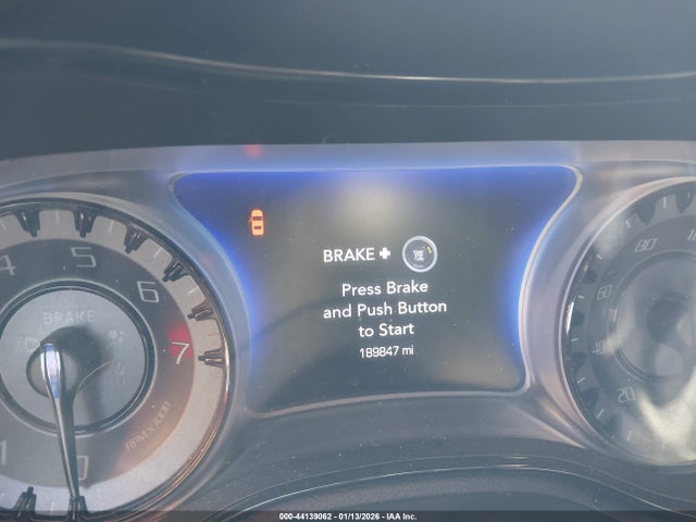 Chrysler 300 300s 2018 2C3CCABG2JH223016 Image 7