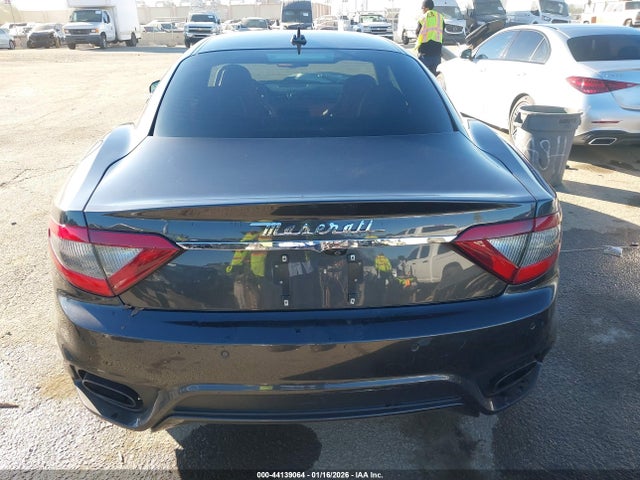 ZAM45VLA4J0271208 Maserati Granturismo Mc/sport