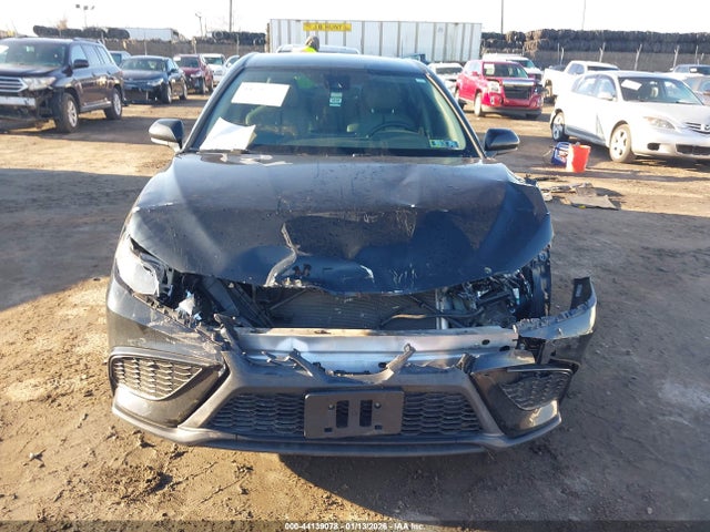 4T1G11AK1MU471229 Toyota CAMRY SE