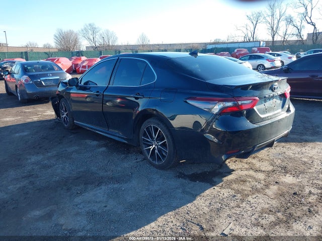 4T1G11AK1MU471229 Toyota CAMRY SE