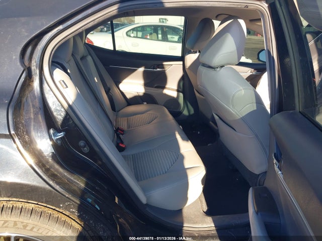 4T1G11AK1MU471229 Toyota CAMRY SE