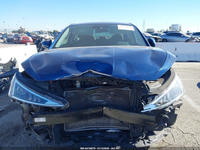 5NPD84LF3LH608524 Hyundai ELANTRA SEL