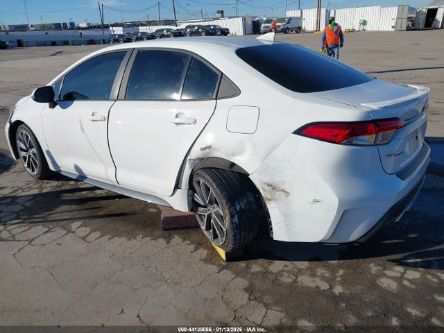 Toyota COROLLA SE 2020 5YFS4RCE1LP048044 Image 3