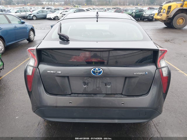 JTDKBRFU3H3566732 Toyota Prius Two
