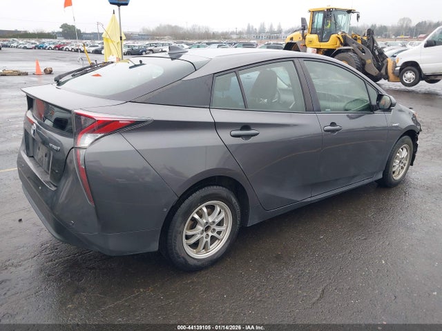 JTDKBRFU3H3566732 Toyota Prius Two
