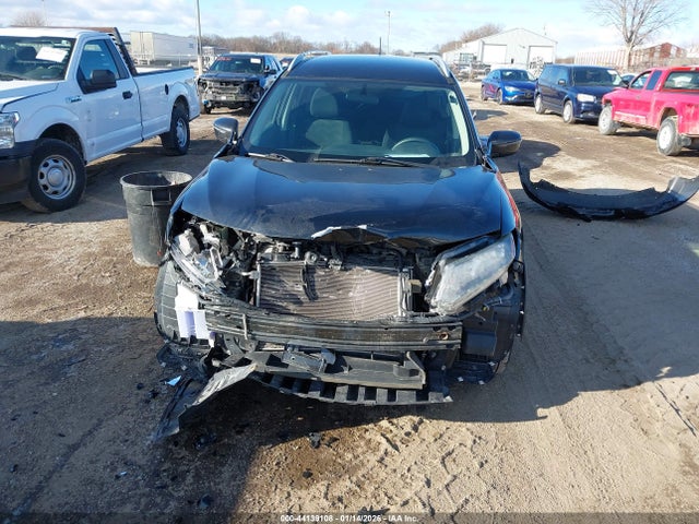 5N1AT2MV7GC925764 Nissan ROGUE SV