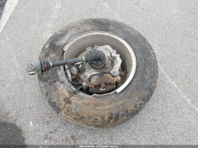 1GCVKREC6JZ189502 Chevrolet Silverado 1500 2lt