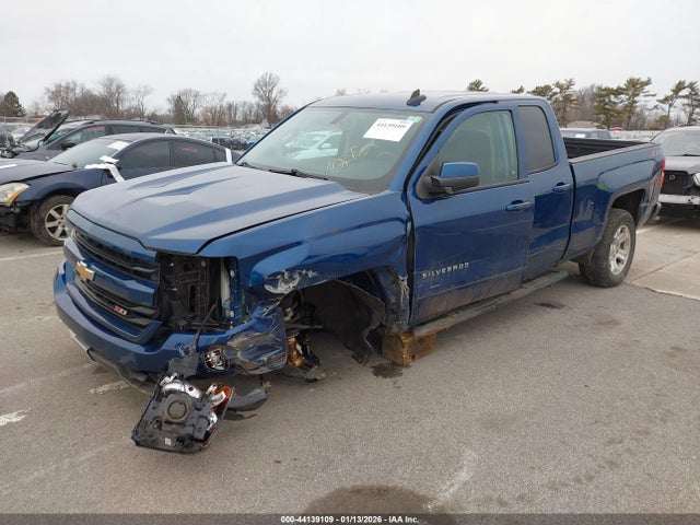 1GCVKREC6JZ189502 Chevrolet Silverado 1500 2lt