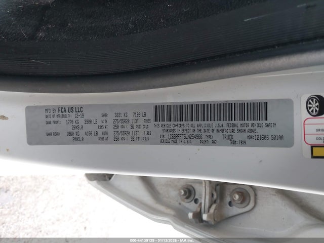 2020 RAM 1500 1C6SRFFT5LN254966 Photo 8