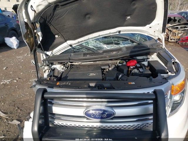 1FM5K8D85FGB35744 Ford EXPLORER XLT