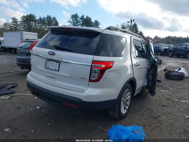 1FM5K8D85FGB35744 Ford EXPLORER XLT