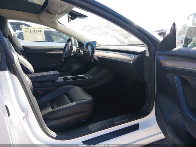 2022 TESLA MODEL 3 5YJ3E1EB6NF206706 Photo 4