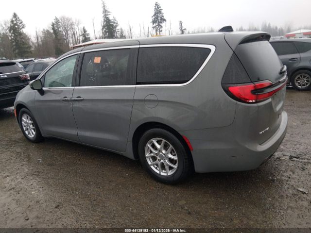 2023 CHRYSLER PACIFICA 2C4RC1BG7PR581544 Photo 2