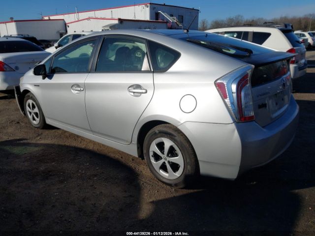 2013 TOYOTA PRIUS JTDKN3DU1D0355905 Photo 2