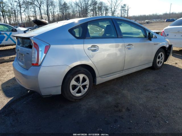 2013 TOYOTA PRIUS JTDKN3DU1D0355905 Photo 3